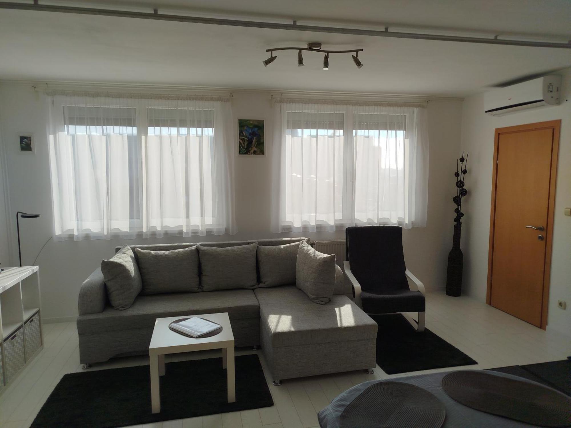 Csongor Apartman Budapest Exteriör bild